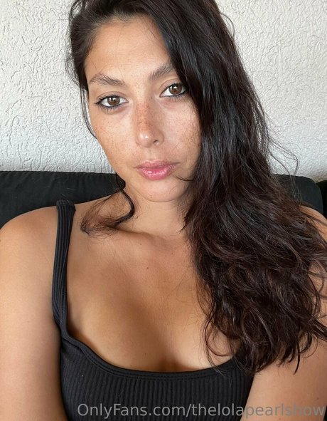 thelolapearlshow naked pornstar image