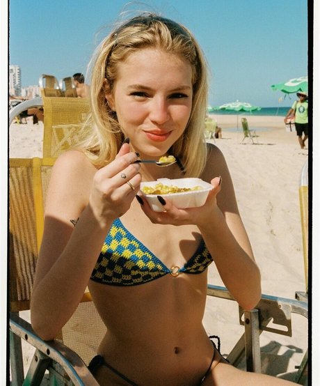 Fernanda Schneider adult actress images