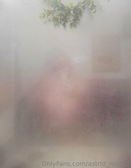 astrid rose22 perfect pornstar img
