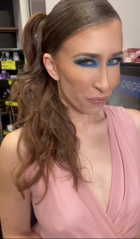 mirror onlyfans beautiful nude pics