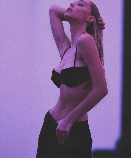 transsexual onlyfans free naked image