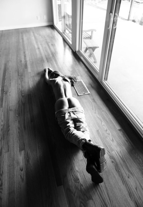 18 asian onlyfans hot naked pic