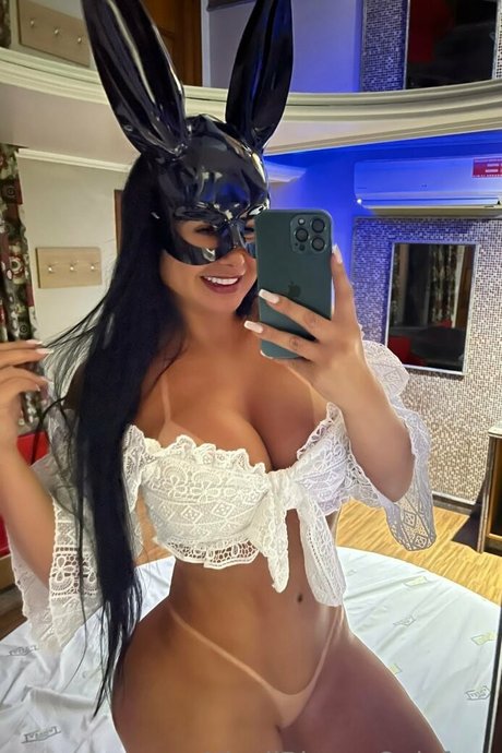 Nicoli Blanco naked star images