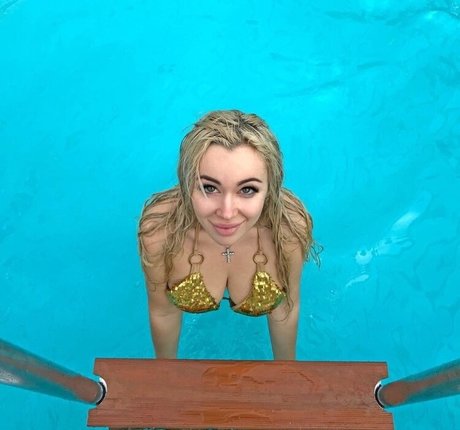 Anna Kostenko star best photo