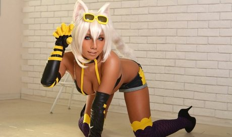 body onlyfans pornographic images