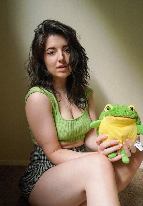 Slight Sounds ASMR hd star photo