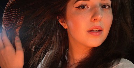 Slight Sounds ASMR model sex gallery