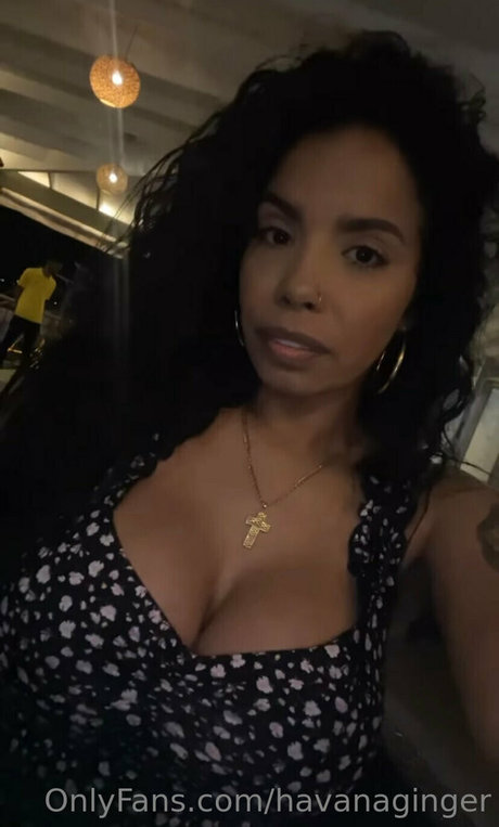 havanaginger model naked photo