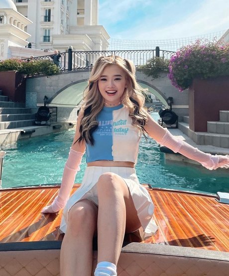 Kika Kim star beautiful image