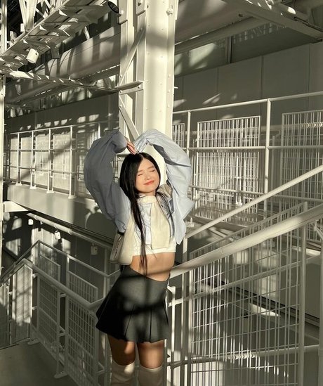 Kika Kim model art image