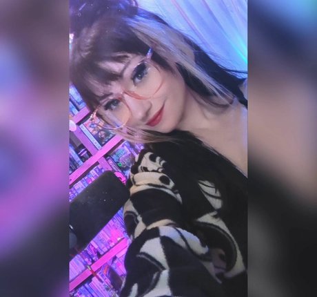 Yogscast Bouphe pornstar sexy img