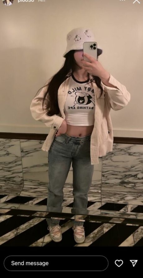 Ploo erotic pornstar pictures