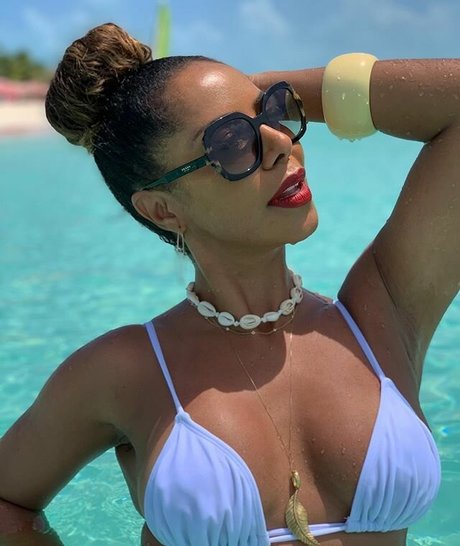 Valeria Valenssa star xxx pic