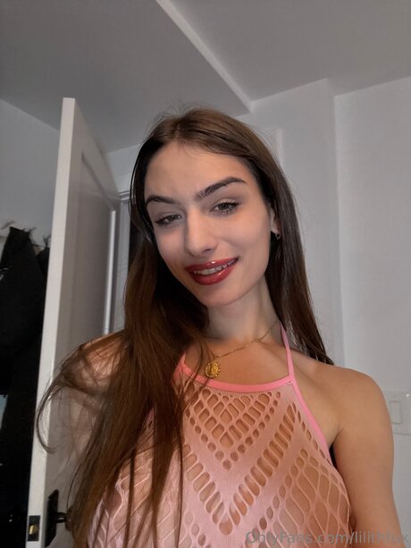 Lilithfux hot model pic
