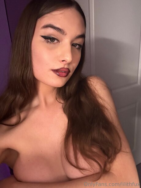 Lilithfux model exclusive photo