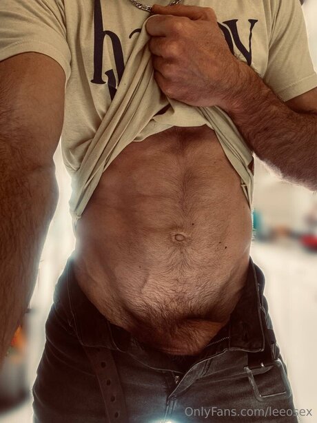 Leeosex pretty star picture