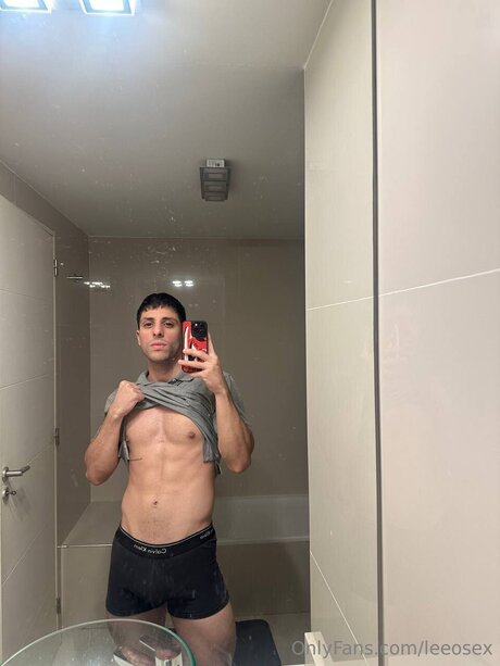 Leeosex model gallery