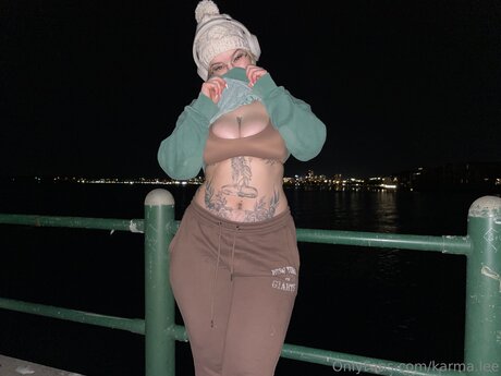 milf handjob onlyfans erotic img