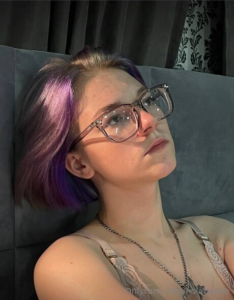 Holabarbie model adult picture