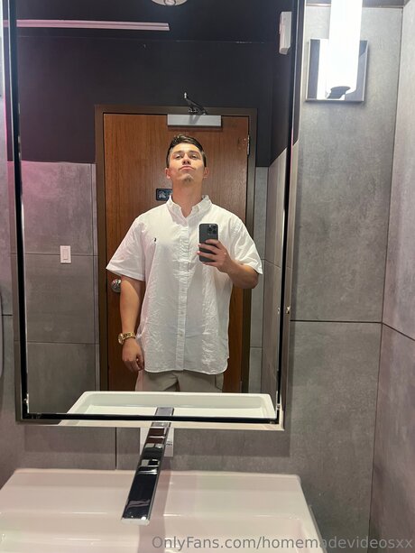 Homemadevideosxx star erotic images