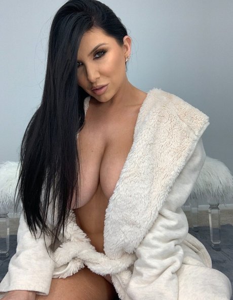 Romi Rain model exclusive archive