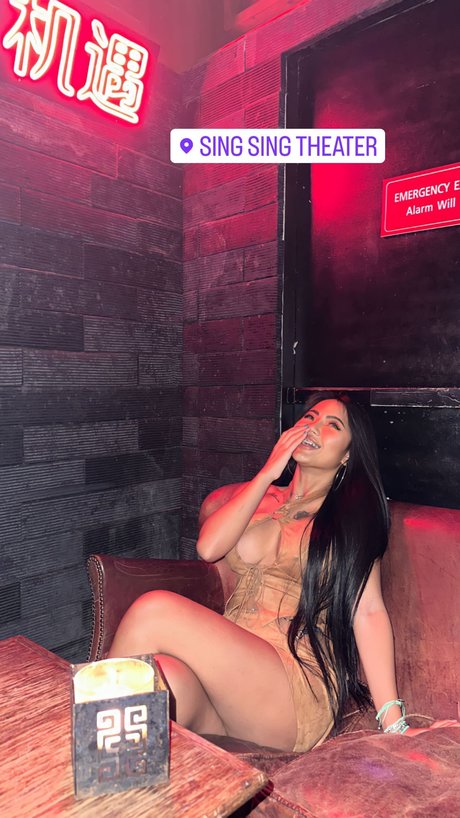 Praew Phatcharin sex actress pictures