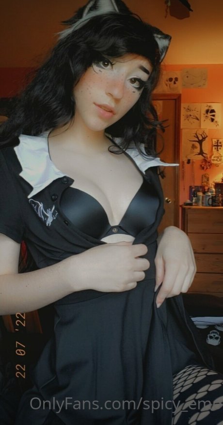 Spicyemo free star pictures