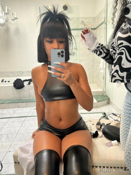 Rubi Rose star sexy pictures
