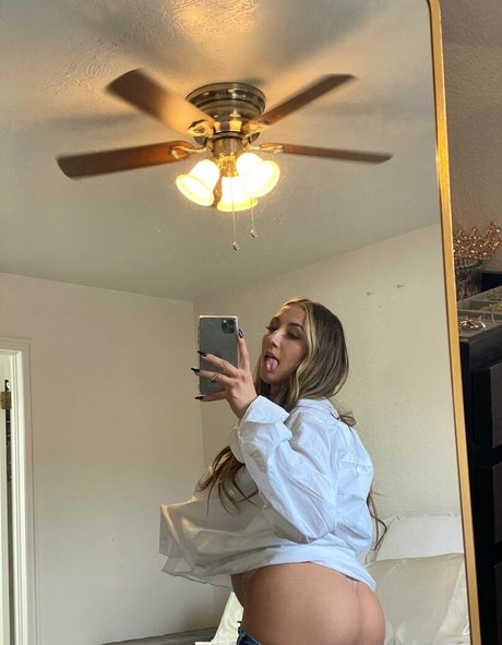 natural ass onlyfans top image