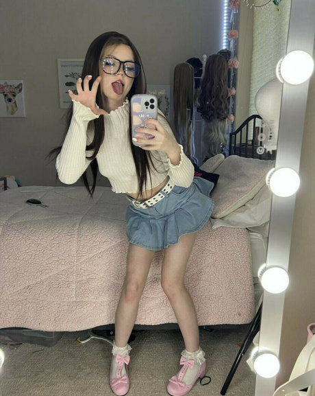 goth threesome onlyfans sexy nude pictures