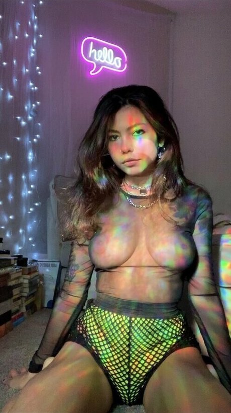 angelaj model free image