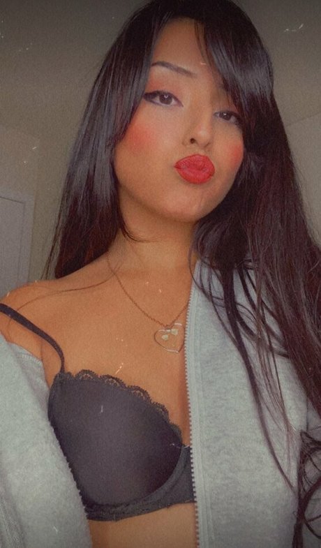 Carababexx pornstar hd image