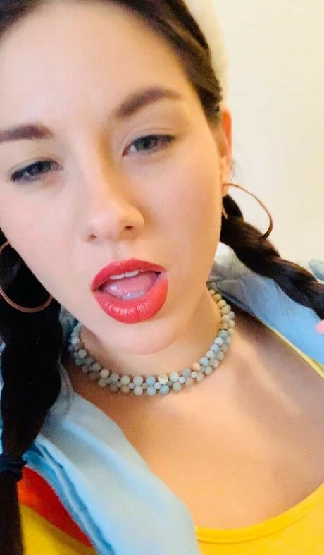 Shyla Jennings hd pornstar pic