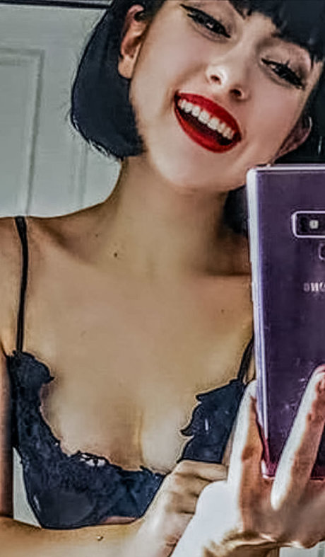 blonde secretary onlyfans pornos img