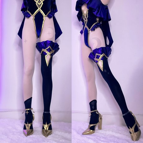 Anaelic erotic actress photo