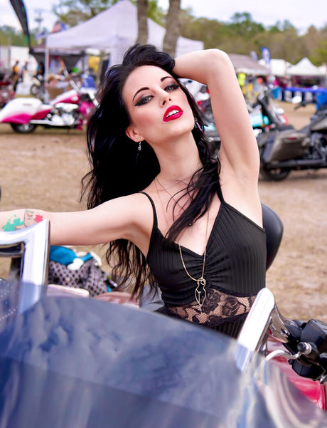 Dani Sciacca model best archive