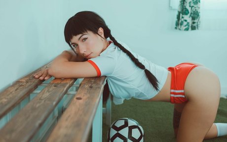 Livay D Punk nice model image