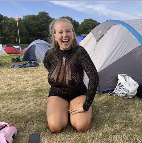 Miss Princess Girl nudes model pics