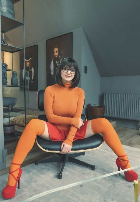 Alissa Noir high quality pornstar photo