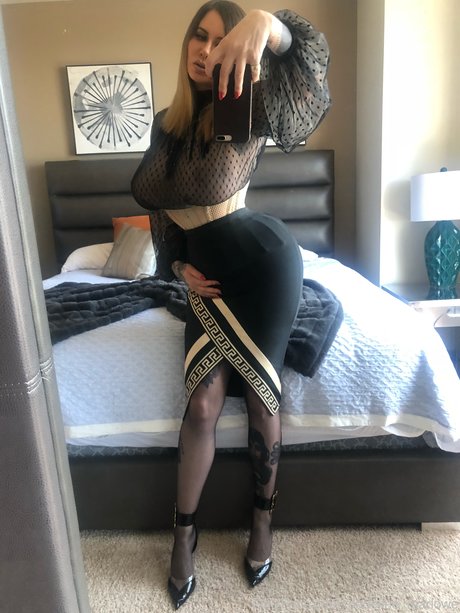 Madeline Marlowe pretty actress galleries