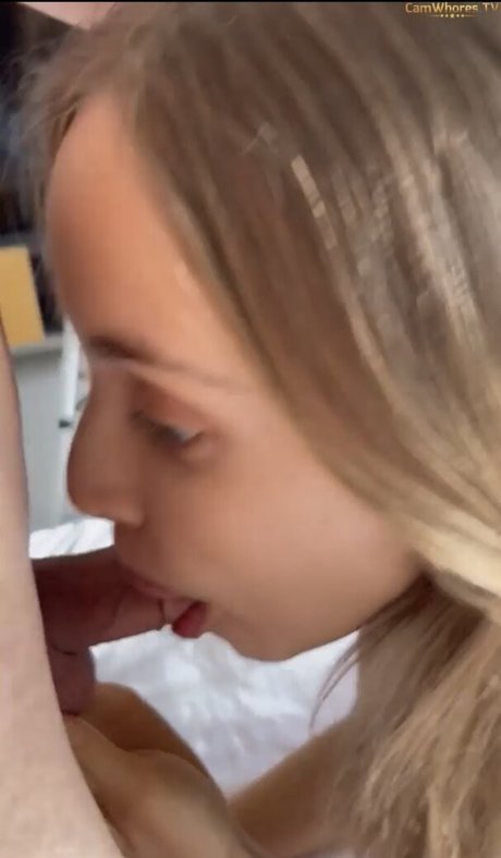 stepdaughter onlyfans hot porn pics