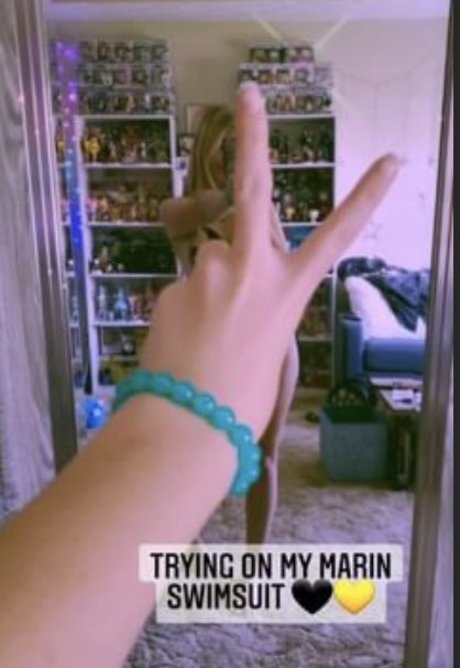 couple onlyfans beautiful img