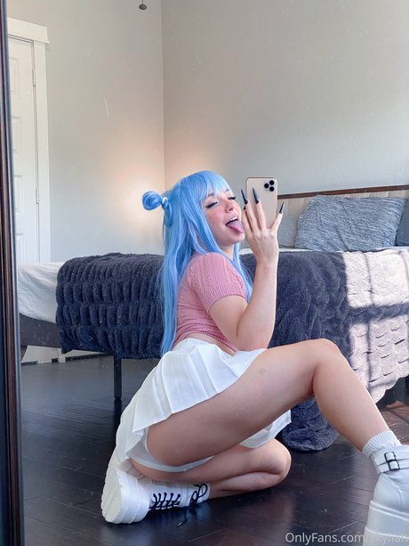 Skyiiah exclusive pornstar img