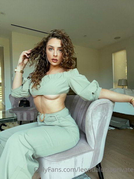 Leenda Lucia star top pictures