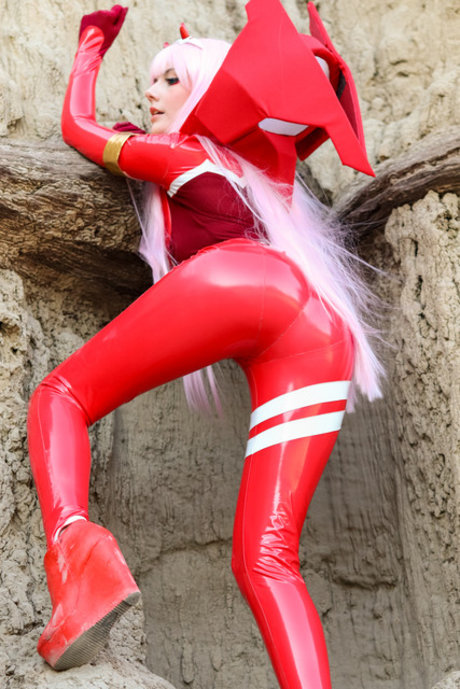 Meggii model nude images