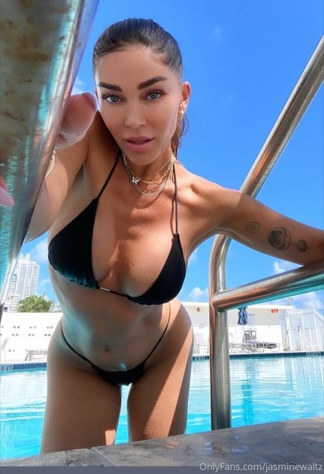 thick latina milf onlyfans hot pic