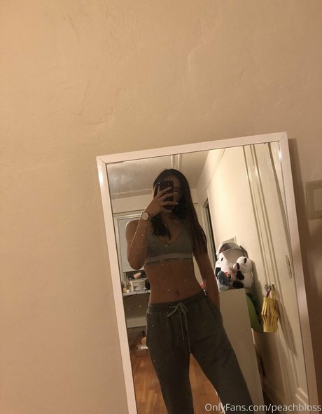 japanese teen onlyfans art naked picture