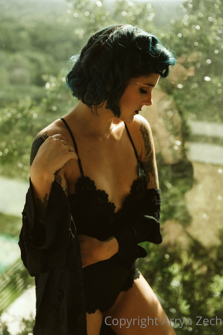 Arryn Zech best star photo