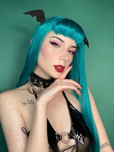 Gremlynne model perfect pics