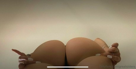 Greta and Alice model sexy image